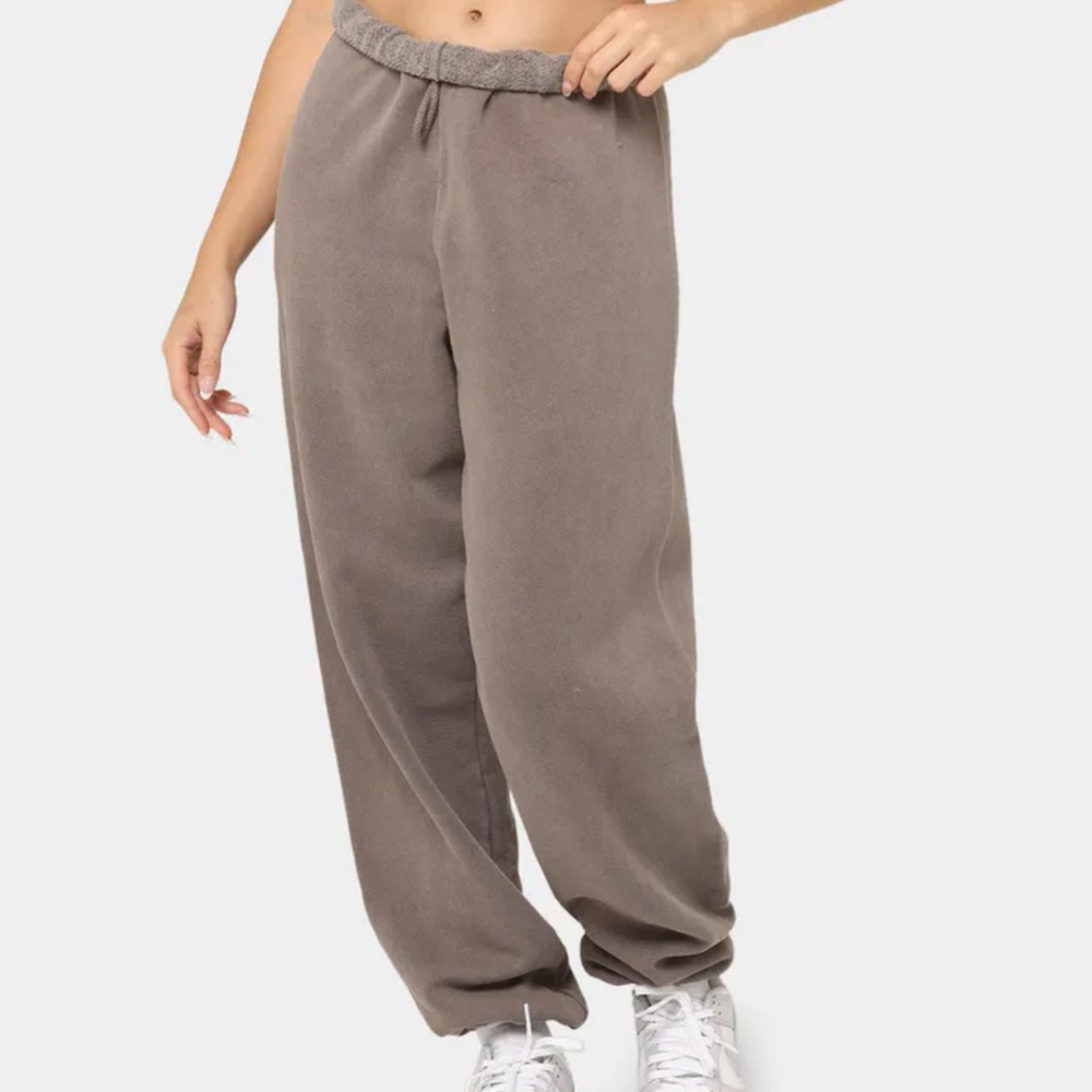Joah Brown Oversized Jogger - Peppercorn